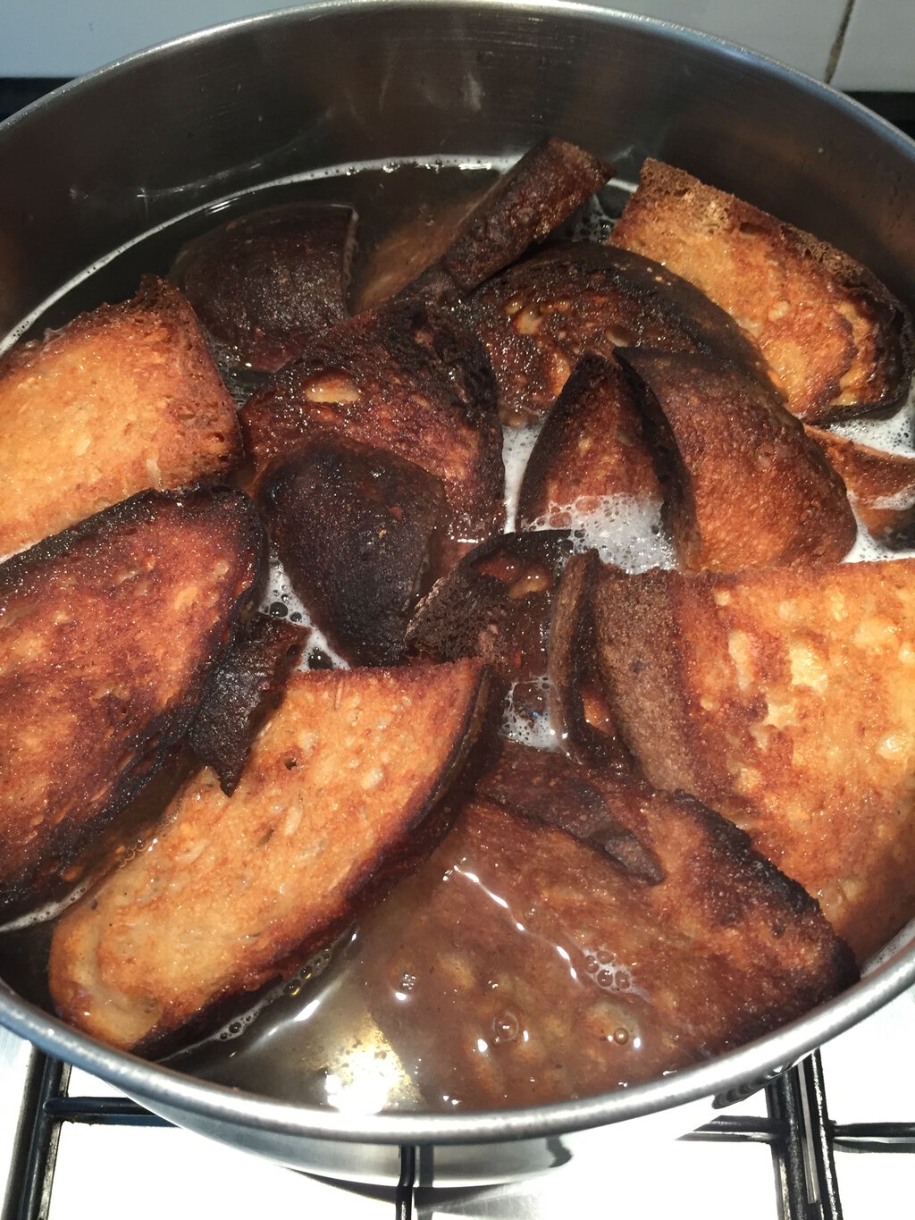 Toasty bread in boied water